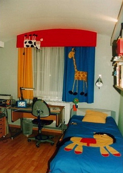 Drapes in Nursery