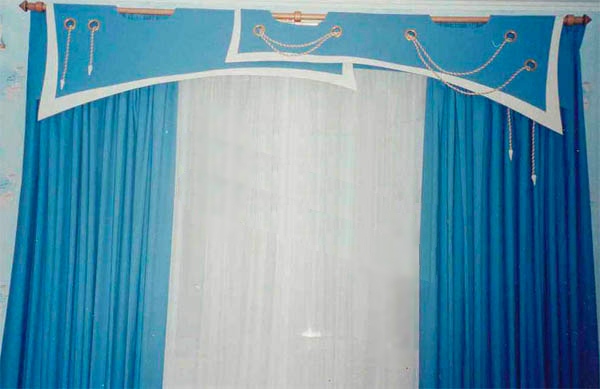 Drapes in Nursery