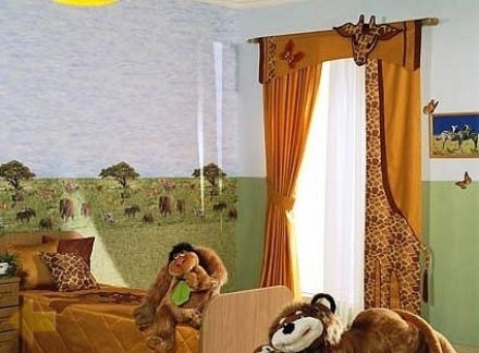 Drapes in Nursery