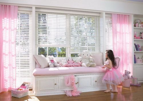 Drapes in Nursery