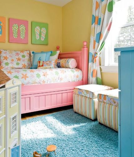Drapes in Nursery