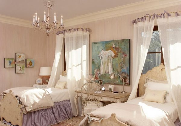 Drapes in Nursery