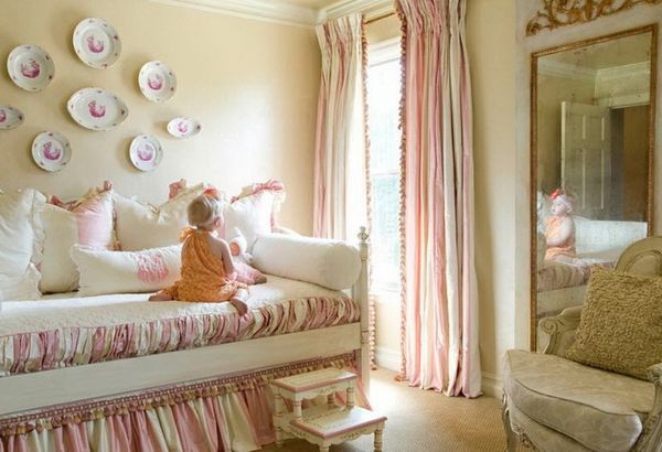 Drapes in Nursery