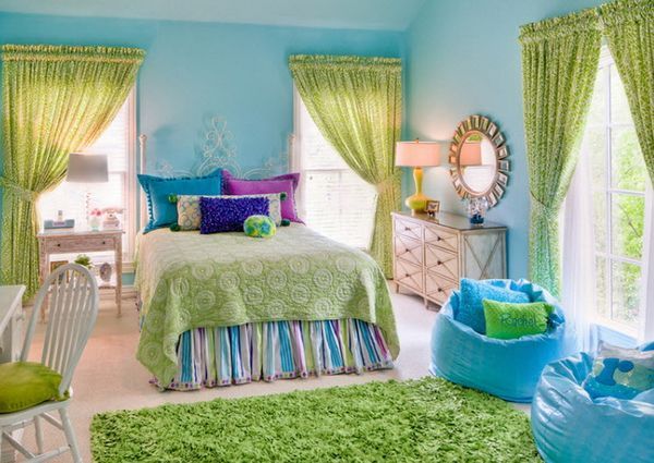 Drapes in Nursery