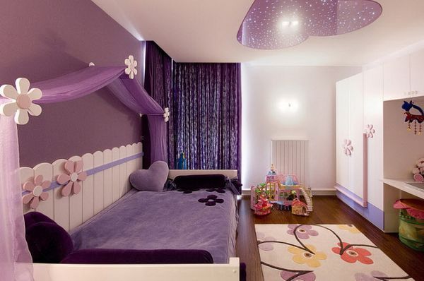 Drapes in Nursery