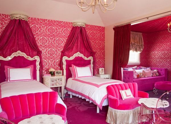 Drapes in Nursery
