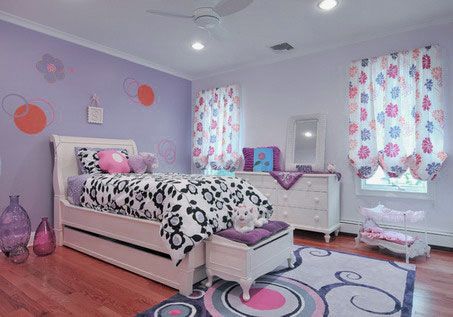 Drapes in Nursery