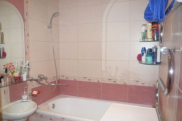 Bathtubs Photos