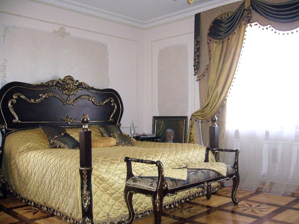 Cozy Bedroom