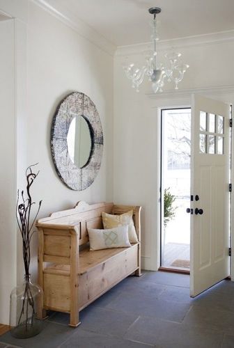 Narrow Corridor