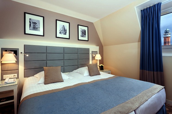 Small Bedroom