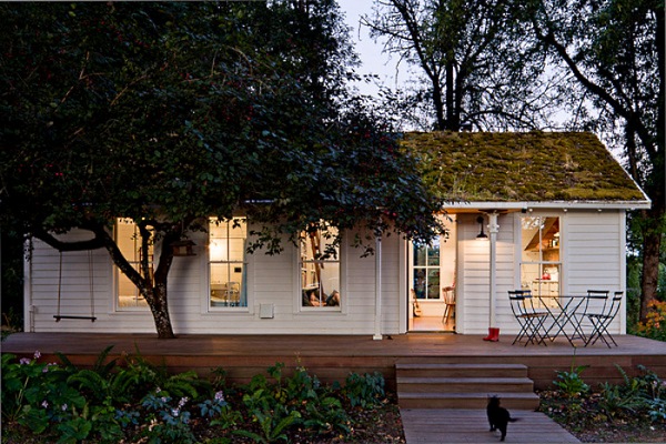 Little Cozy Cottage