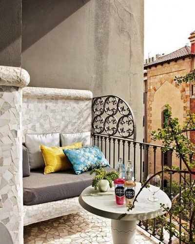 Small Balcony 