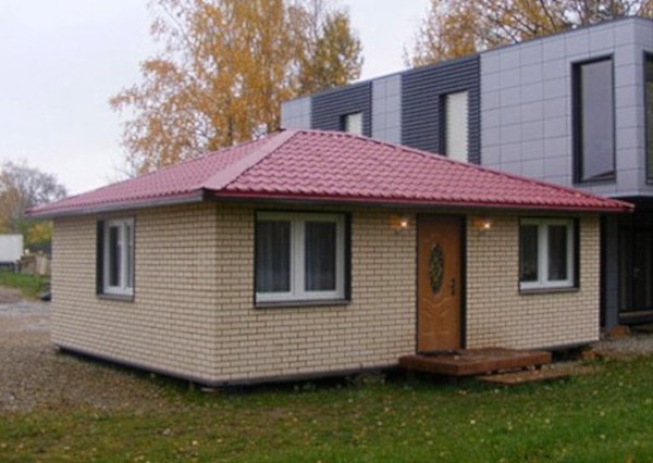 Small House 