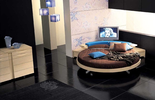 Round Bed