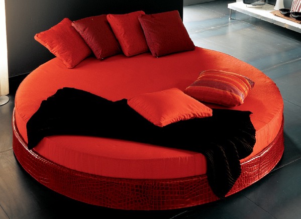 Round Bed
