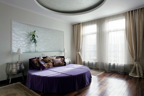 Round Bed