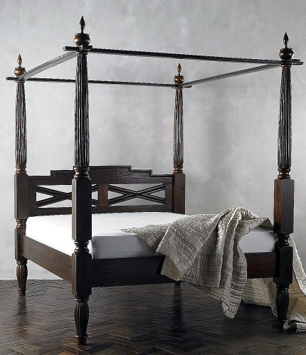 Posted Bed