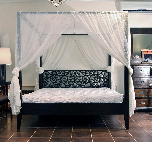 Posted Bed