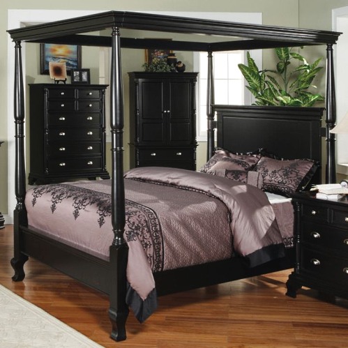 Posted Bed