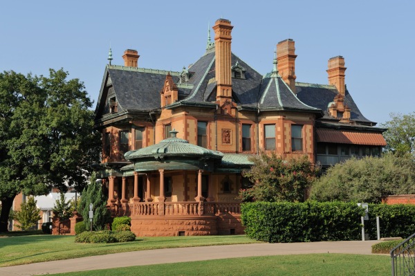Rich Mansions 