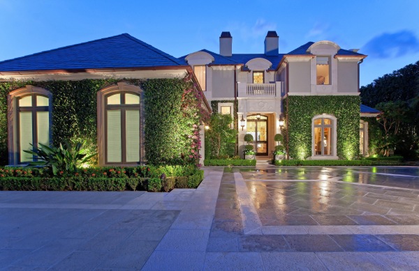 Rich Mansions 