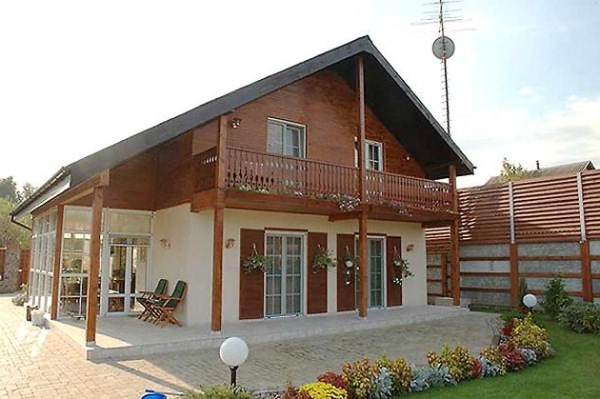Houses in Chalet-Style