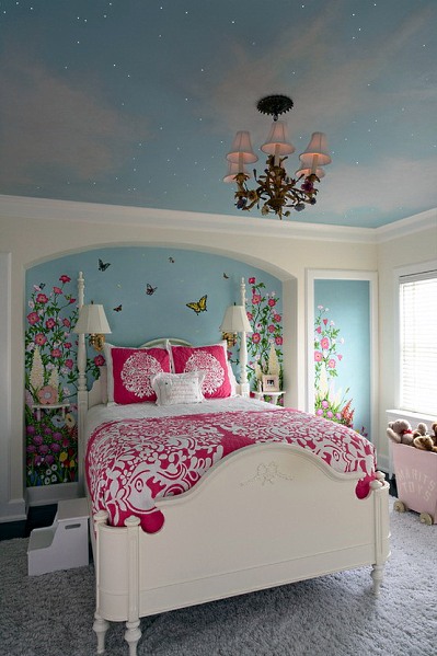 Design Bedroom in Bright Tones