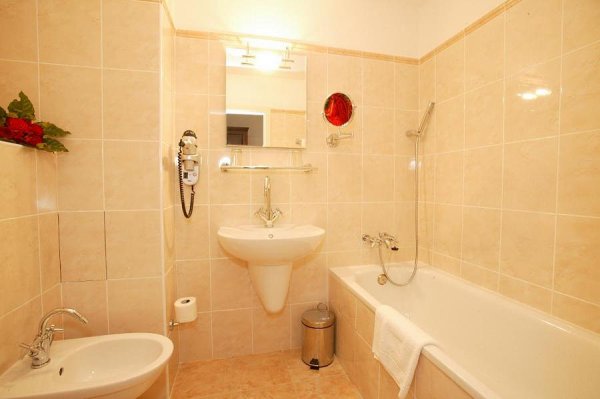 Bathroom Design 